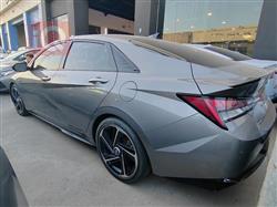 هیوندای ئەلەنترا
